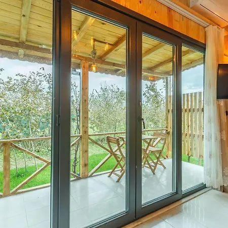 Tatil Evi Unique Bungalow On River Side In The Heart Of Nature Geredeli