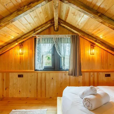 Unique Bungalow On River Side In The Heart Of Nature * Geredeli